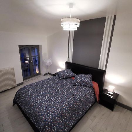 Appartement Cosy Entierement Equipe Villeneuve-sur-Lot Luaran gambar