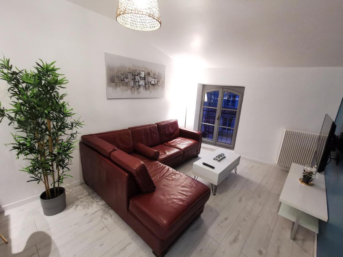 Appartement Cosy Entierement Equipe Villeneuve-sur-Lot Luaran gambar